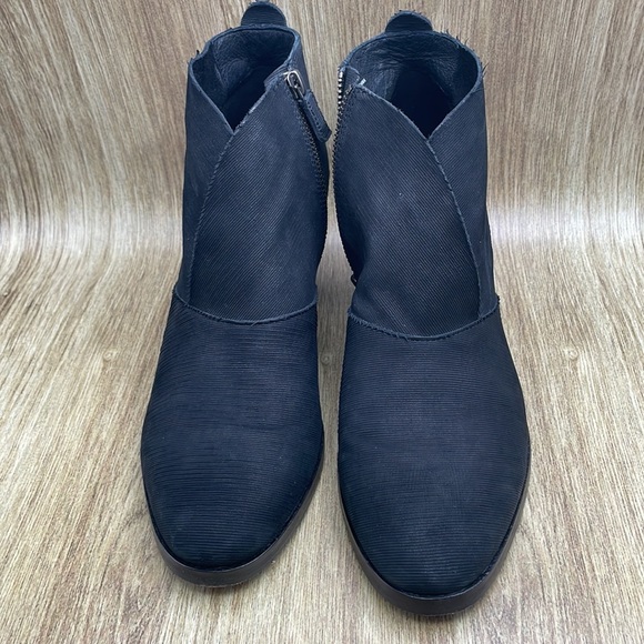 Eileen Fisher Leather Black Anke Boot - Picture 7 of 11